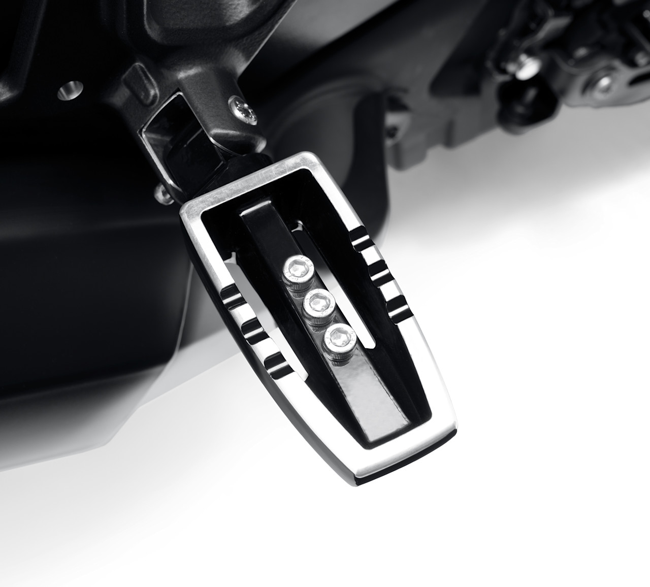 Harley-Davidson Accessories Wild One Passenger Footpegs