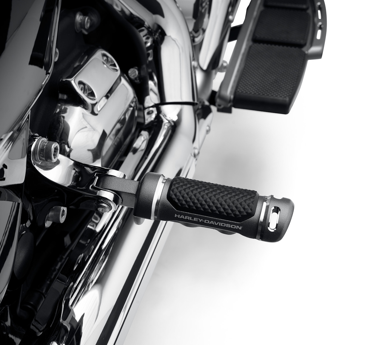 Harley-Davidson Accessories Adversary Passenger Footpegs