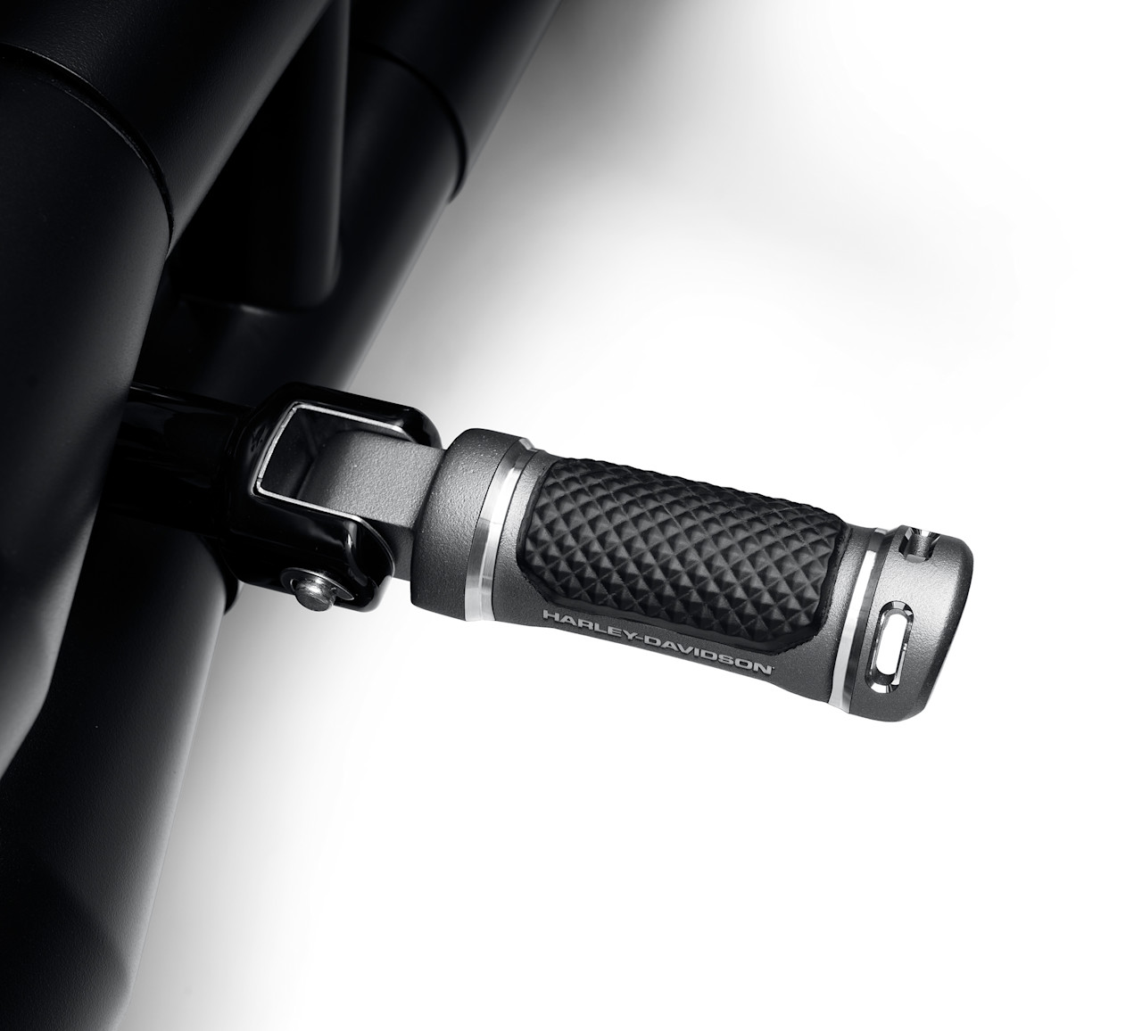 Harley-Davidson Accessories Adversary Passenger Footpegs