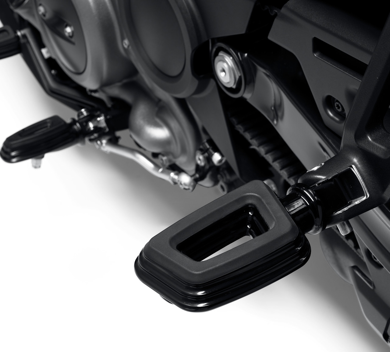 Harley-Davidson Accessories Empire Passenger Footpegs