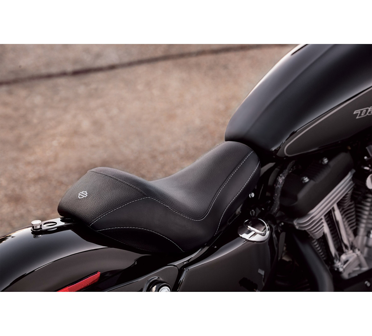 Harley-Davidson Accessories Super Reach Solo Seat