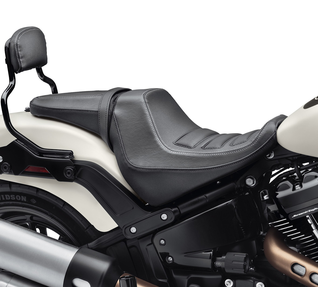 Harley-Davidson Accessories Reach Two-Up Seat - Fat Bob Styling