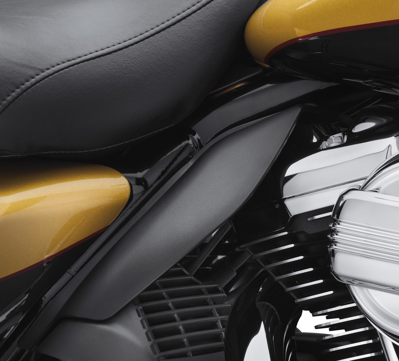 Harley-Davidson Accessories Mid-Frame Air Deflectors