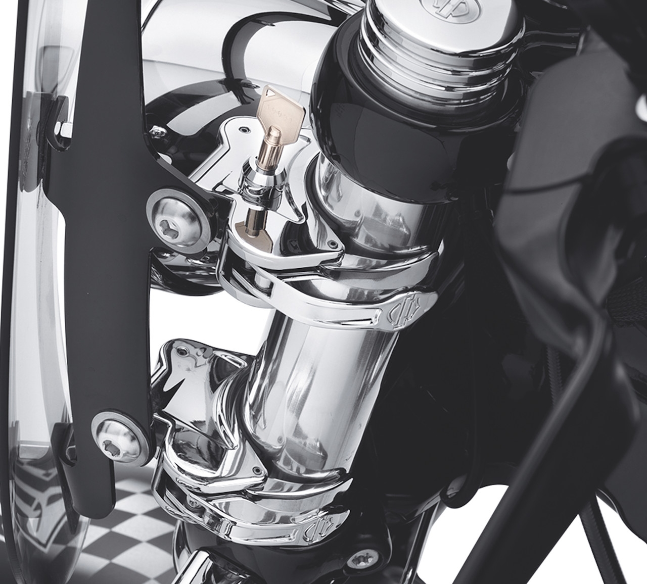 Harley-Davidson Accessories Locking Quick-Release Windshield Clamp
