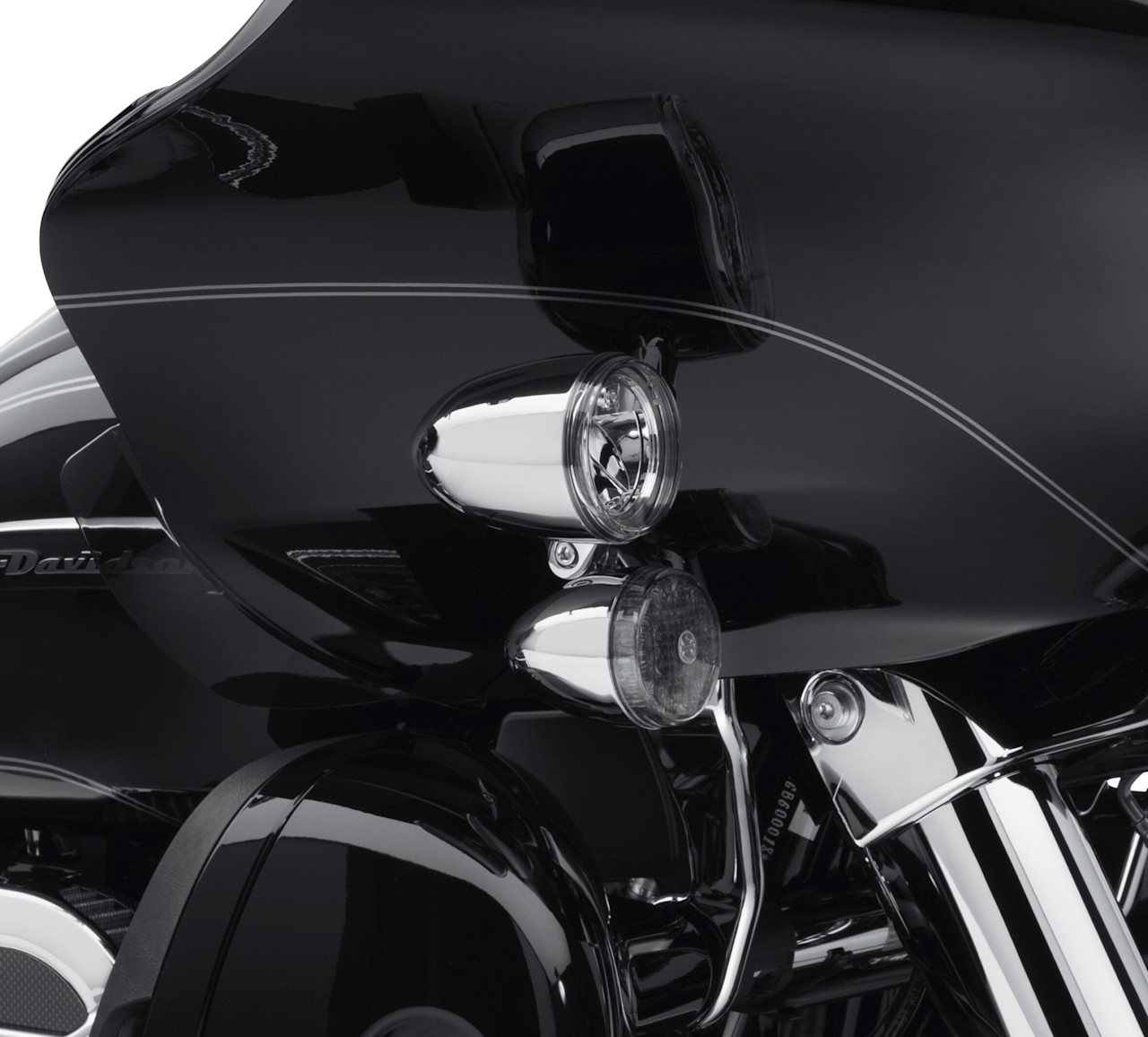 Harley-Davidson Accessories Road Glide LED Fog Lamp Mount Kit - Chrome