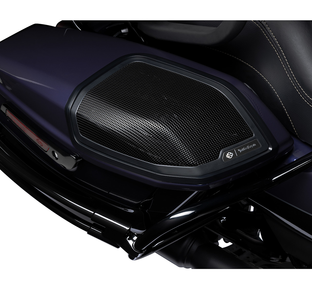 Harley-Davidson Accessories Harley-Davidson Audio Powered By Rockford Fosgate Stage II Saddlebag Speakers with Lid Cut-In System