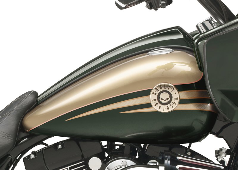 Harley-Davidson Accessories Tank Medallion, right, Skull design.