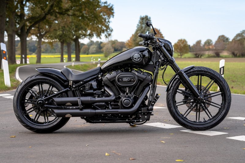 Harley-Davidson Accessories Willie G Skull Timer Cover in black. Penned at the hand of Willie G®, the famous Skull Collection makes a shift to the dark side. Completely drenched in black, the raised skull and surrounding Harley-Davidson® Motorcycle script add a subtle ominous touch to your ride. The matte finish easily coexists alongside gloss black or wrinkle black surfaces. Includes matching black hardware. Complete the look with additional accessories from the Harley-Davidson Willie G Skull Collection.