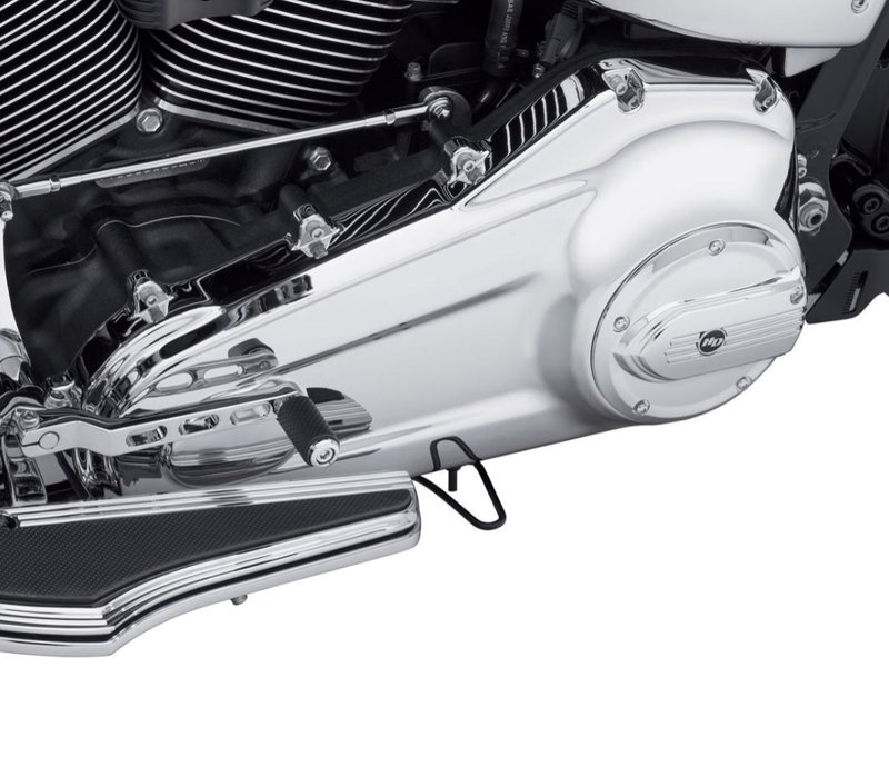 Harley-Davidson Accessories Narrow-Profile Primary Cover in chrome. This Narrow-Profile Primary Cover provides short-limbed riders a straight leg path to the pavement. Chrome finish, shaped to slim the bike's left side profile. Original Equipment on '19-later Softail® models.