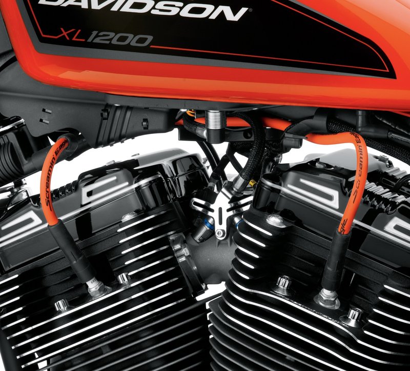 Harley-Davidson Accessories Fat 10mm plug wires add dimension and style to your ride. Screamin' Eagle boot design and suppression core wires ensure a solid connection and maximum voltage transfer between coil and plugs. "Screamin' Eagle" logo printed along the wire to add style. Sold as a pair.
