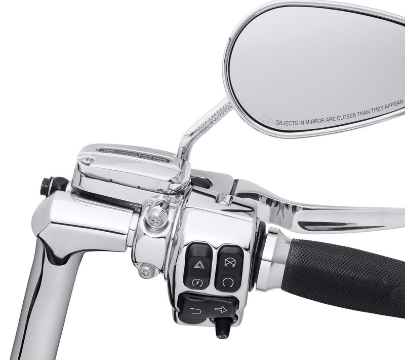 Harley-Davidson Accessories This Clutch Bracket & Master Cylinder Reservoir Kit replaces your stock painted aluminium controls with brilliant chrome, without compromising quality. When combined with a chrome switch housing kit, chrome switch caps and other Harley-Davidson® Genuine Motor Accessories, this front control kit completes a dazzling look that does more than stop your bike, it can stop traffic. Manufactured from Original Equipment components. Includes a chrome master cylinder cover.