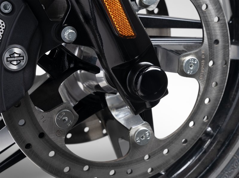 Harley-Davidson Accessories For stylishly covering the front axle. These smooth die-cast axle nut caps round off the custom design of the front section. Black finish. Easy-to-fit spring clip fastening. Available in pairs.