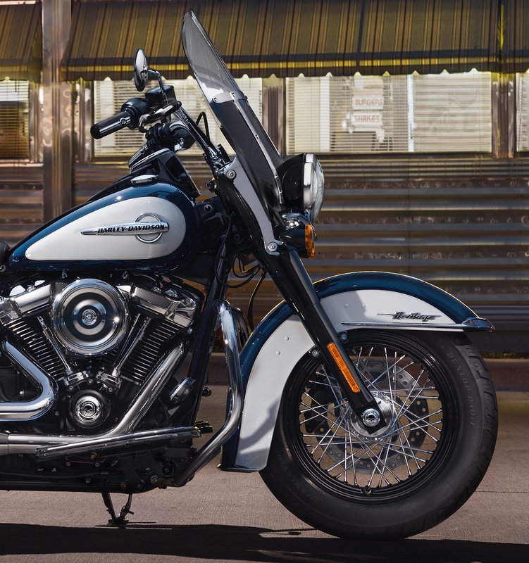 Harley-Davidson Accessories Add a little attitude to your ride. A menacing raised skull with black-filled eyes leaps from a field of chrome. Sold in pairs.