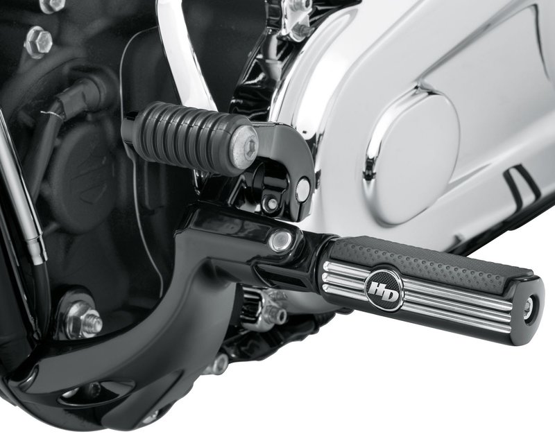 Harley-Davidson Accessories The Standard Forward Control Kit in black lets you switch up your position for maximum comfort and style. Gloss black finish. Moves the controls 19 cm forward from the mid-control foot position, providing a comfortable riding position. Ideal for taller riders or those who like to stretch out when hitting the open road. Includes all components necessary to convert your mid-controls to forward controls.