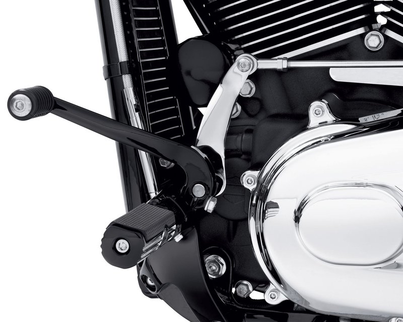 Harley-Davidson Accessories The Standard Forward Control Kit in black lets you switch up your position for maximum comfort and style. Gloss black finish. Moves the controls 19 cm forward from the mid-control foot position, providing a comfortable riding position. Ideal for taller riders or those who like to stretch out when hitting the open road. Includes all components necessary to convert your mid-controls to forward controls.