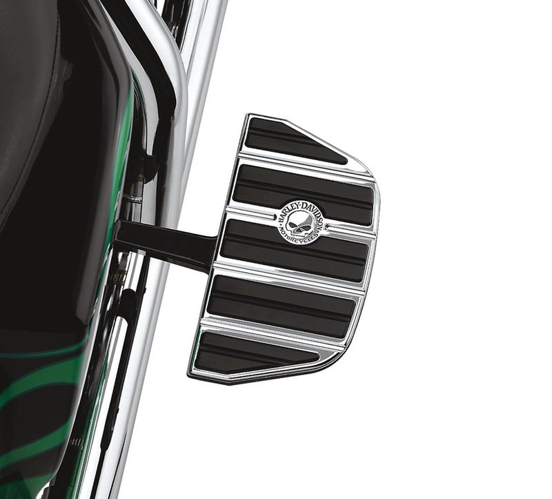 Harley-Davidson Accessories The Willie G Skull Passenger Footboard Inserts in chrome are easy to install and retain the Original Equipment cast-in vibration isolation for a fatigue-free ride. Kit includes left and right insert. Passenger, traditional shape.