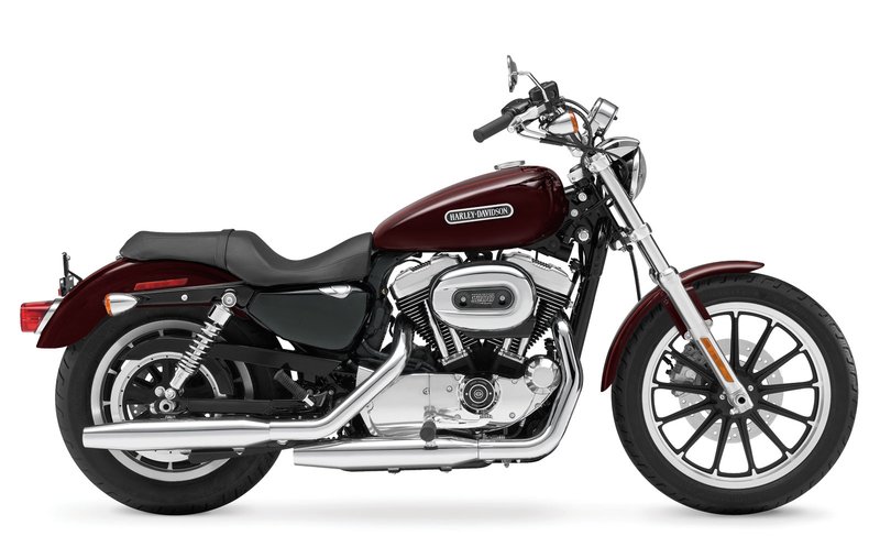 Harley-Davidson Accessories Original Harley-Davidson handlebar. Sold each. Bar diameter 1". Tip-to-tip 27.5". Pull back 8.25". Rise 6". Base width 9.5". Knurl width 3.14". Polished stainless steel.