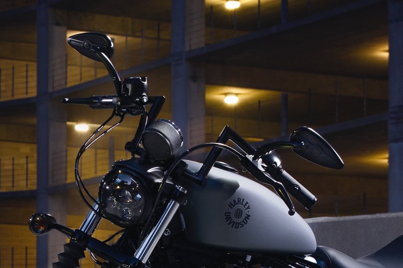 Harley-Davidson Accessories The Willie G Skull black hand grips contrast the sinister Willie G® Skull logo surrounded by Harley-Davidson® script, with raised rubber pads that add positive grip and comfort for the long haul. Black finish. They are easy to install and feature a glueless design that allows removal without damage. Complete this individual custom look of your bike with additional accessories from the Harley-Davidson Willie G Skull Collection.