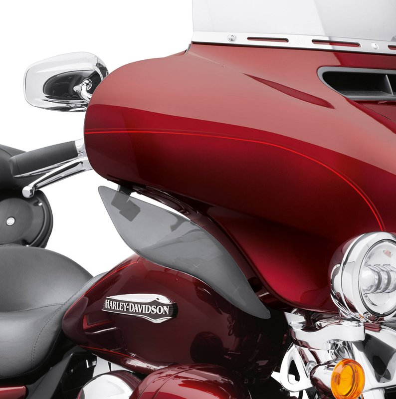 Harley-Davidson Accessories These Adjustable Air Deflectors feature an infinitely adjustable friction pivot that holds the wing in position to direct the air where you need it. Close the vent to direct airflow around the fairing, or open it to maximise airflow on hot days. - Dark Smoke finish - Includes mounting hardware - Easy to install