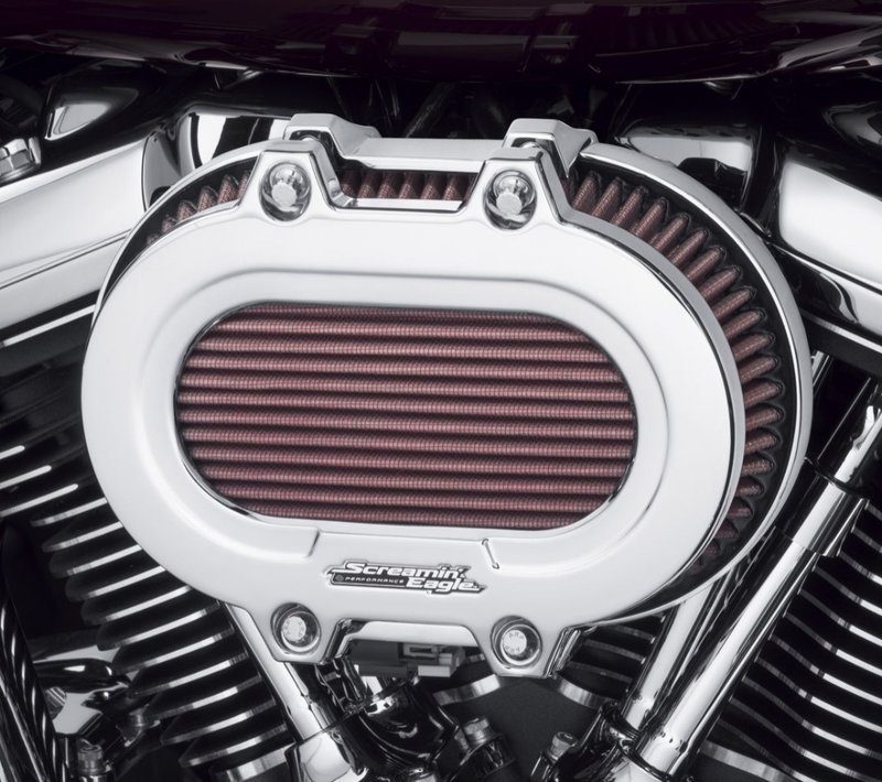 Harley-Davidson Accessories The Ventilator Extreme Air Cleaner Cover trims the face of the Screamin' Eagle Extreme Ventilator filter in style and features aggressive mounting lugs, polished stainless steel custom ARP fasteners and an inset Screamin' Eagle medallion. Chrome finish. Made from cast aluminum. Wraps the leading edge of the filter element, covering the rubber gasket without restricting air flow. Required to complete installation of the Ventilator Extreme Air Cleaner Kit (P/N 29400396 & 29400397). Includes necessary ARP hardware.