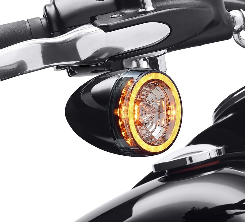 Harley-Davidson Accessories These LED turn signals deliver modern signature style and function that improves rider conspicuity to surrounding traffic. The light-pipe outer signature ring adds visibility and unique styling, while brilliant centre LED elements flash with an eye-catching signal. - Signature LED turn signal insert with smoked lens and amber turn signal - Easy plug-and-play installation to the Original Equipment signal housing in less than five minutes - ECE compliant - Sold in pairs