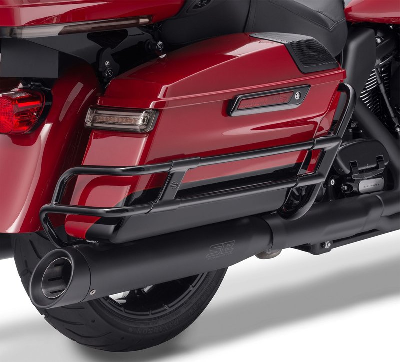 Harley-Davidson Accessories Saddlebag Guard Rails, gloss black. Bolt on style and protection. These guard rails surround and protect the lower portion of the bag and add a traditional look to your Touring bike. Thick-walled tubing and elegant cast mounts clamp securely to the Original Equipment saddlebag guards for a seamless look. Black finish. May be installed with or without Keystone accessory rear lighting. The rails are pre-assembled to simplify installation, and the kit includes left and right rails and all required mounting hardware. Fits '14-later Touring models (except FLHRC, FLHRSE, FLHXSE, FLTRXSE, and FLHX/FLTRX '24-later).