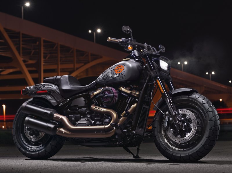 Harley-Davidson Accessories This Stage IV Kit was developed to deliver maximum horsepower from the Milwaukee-Eight engine - all the way to the redline. The system-matched combination of larger displacement cylinders, free flowing CNC-Ported cylinder heads and a cam with the highest available valve lift are the starting point to building the perfect engine for the performance junkie. Designed for a high level of flexibility, this package is ideal for riders who like to comfortably cruise at lower rpm but still have plenty of arm-pulling acceleration when you whack the throttle. Kit includes CNC Ported Cylinder Heads with Performance Valve Springs, 64mm Throttle Body, High Flow Injectors (5.5g/s), 4.075" Bolt-On Cylinders, Forged 11:1 High Compression Aluminum Coated Pistons and Rings, SE8-515 Cam, Cam Bearing Upgrade, High Performance Tappets, Multi-layer Coated Head Gaskets, High Capacity Clutch Springs (1200N) and most necessary gaskets and seals. Increases power by up to 40% when compared to the Original Equipment engine configurations. Delivers increased response throughout the entire RPM range. Maintains flat torque curve from cruising RPM to redline. Can be installed without removing the engine from the chassis. Retains Original Equipment Factory Warranty. 50-State U.S. EPA compliant. Includes Screamin' Eagle Cylinder Heads with Performance Valve Springs, Throttle Body, High Flow Injectors, Bolt-On Cylinders, Pistons, Piston Rings, Cam, Cam Bearings, Tappets, Head Gaskets, Top End, Cylinder Base and Cam Cover Gaskets, and Clutch Springs.