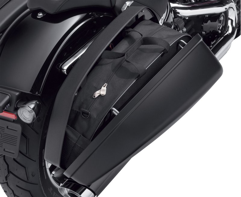 Harley-Davidson Accessories Saddlebag Travel-Paks. Simplify packing and unpacking your motorcycle. These well-constructed, water-resistant bags are designed to fit perfectly into the saddlebags of Sport Glide models. Colour: black. Soft sides conform to the interior of the saddlebag to use every available inch of space, and the bags feature heavy-duty zippers, comfortable carrying handles and a Bar & Shield logo. Fits Sport Glide FLSB and Low Rider FXLR/ST '18-later models.