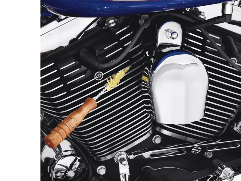Harley-Davidson Accessories Make every corner of your bike shine. This set of 3 wood-handled cleaning brushes helps you reach into the tightest places. The chamois brush gently scrubs in between engine fins or can be used after rinsing to soak up hard-to-reach water. The reverse spiral brush is perfect for cleaning tyre sidewalls or other hard-to-reach spaces on your bike, and the soft mop brush will leave your chrome streak free.