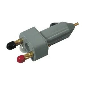Lisle Lisle, Power / ground outlet