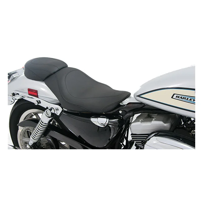 Mustang Wide Tripper passenger seat