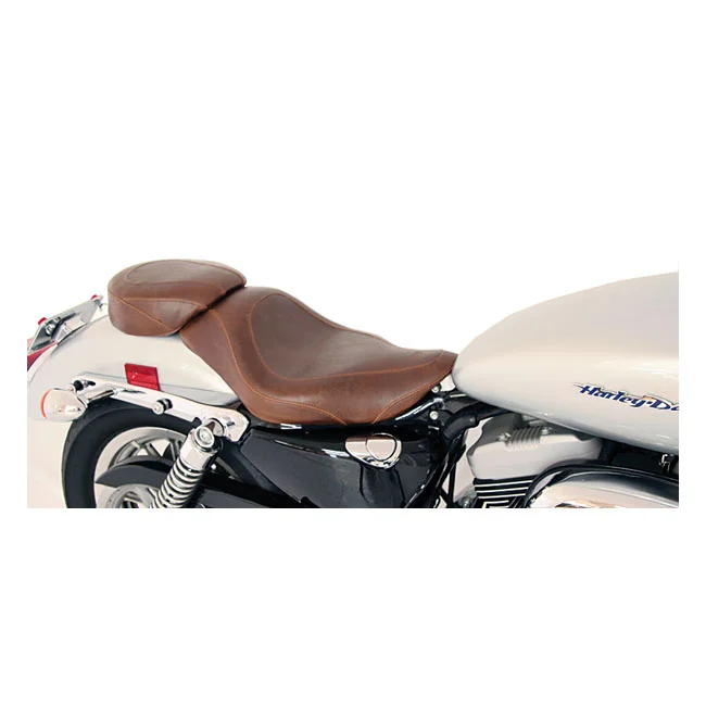 Mustang Wide Tripper solo seat
