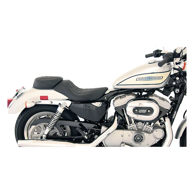 Mustang Wide Tripper passenger seat