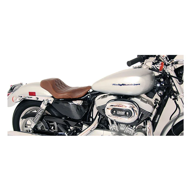 Mustang Wide Tripper solo seat