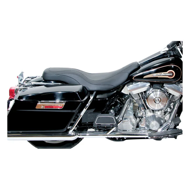 Mustang DayTripper 2-up one-piece seat