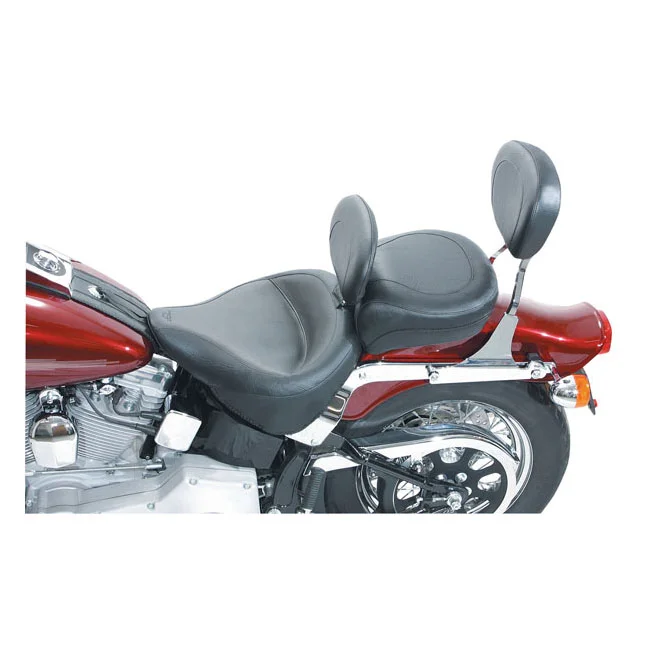 Mustang Wide Touring passenger seat. With recess