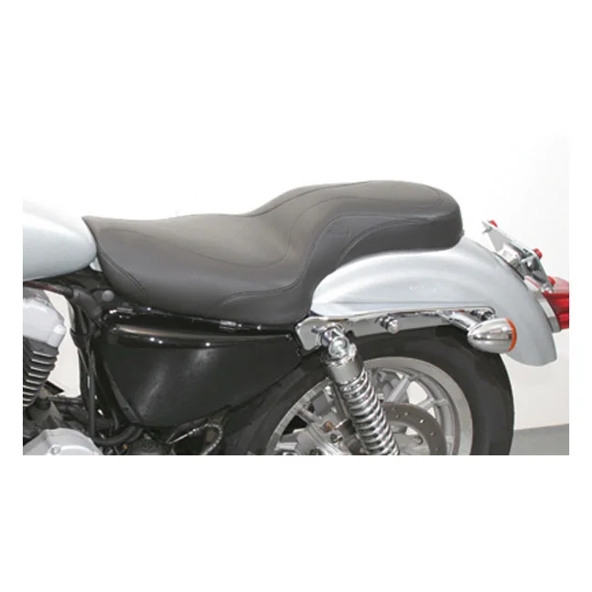 Mustang DayTripper 2-up one-piece seat