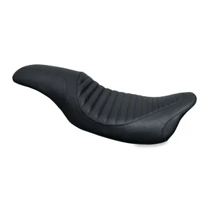 Mustang Mustang, Tripper Fastback 2-up one-piece seat