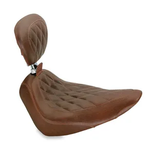 Mustang Mustang, Wide Tripper solo seat wiith rider backrest