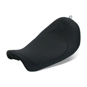 Mustang, Runaround™ solo seat