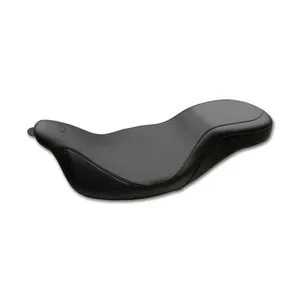Mustang Mustang, Super Tripper seat. Black Classic