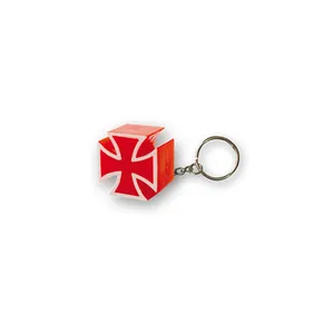 TrikTopz Triktopz Cross pin key chain red