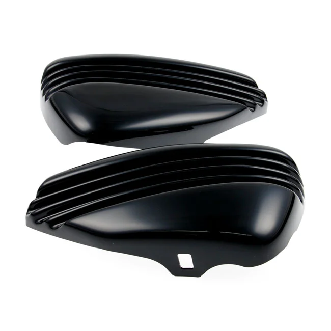 Cult-Werk ''Bobber'' side cover set. Gloss black
