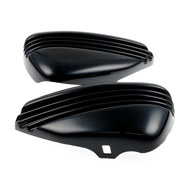 Cult-Werk ''Bobber'' side cover set. Gloss black