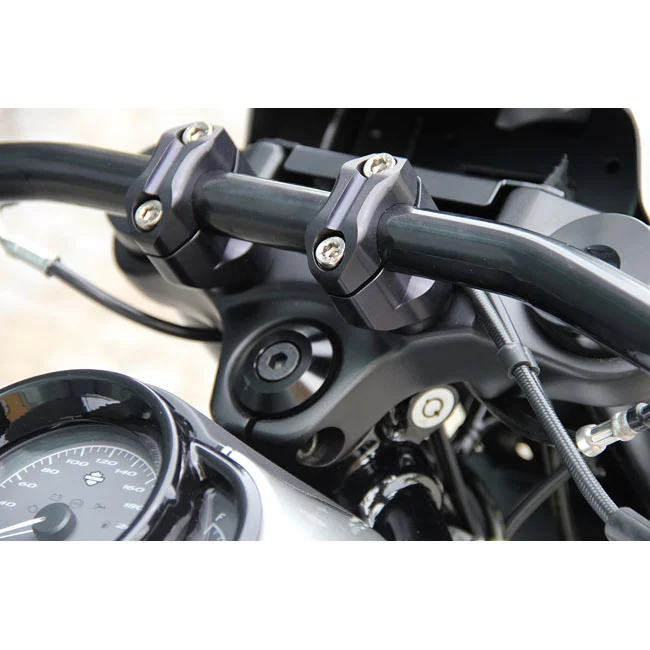 Cult-Werk V-Rod risers set. Black