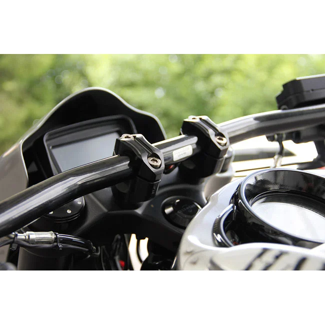 Cult-Werk V-Rod risers set. Black