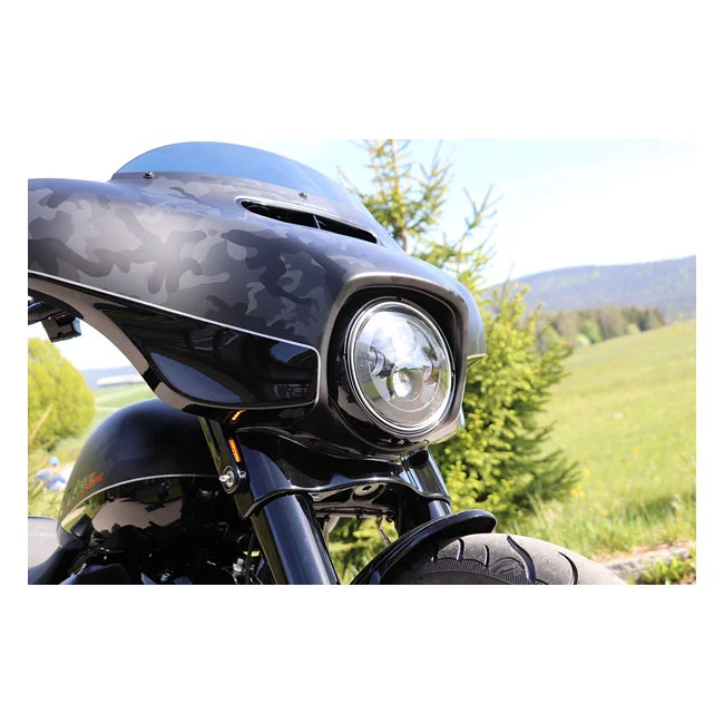 Cult-Werk ''Clean Style'' front LED turn signals. Gloss black
