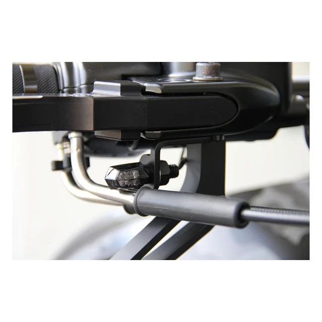 Cult-Werk Front turn signal brackets