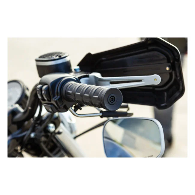Kuryakyn Dillinger grips. Satin black