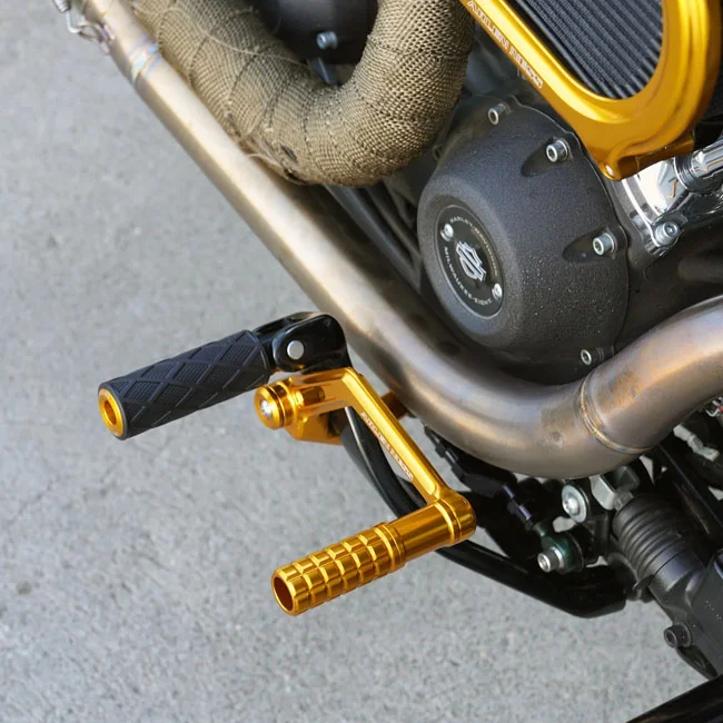Arlen Ness FOOTPEGS - DIAMOND - GOLD